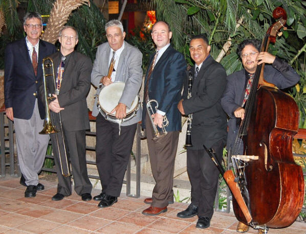 Mission City Hot Rhythm Cats Band Photo (Home)